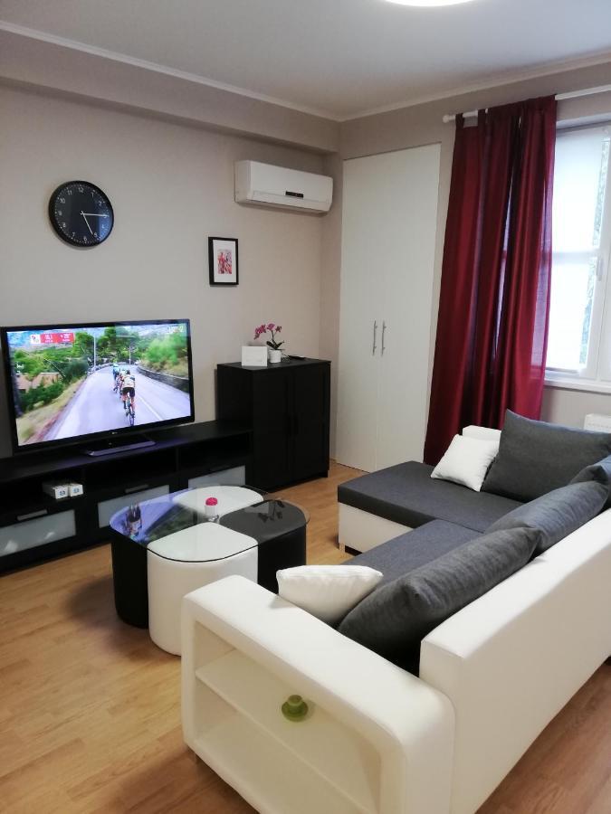 Studio Apartment Lea Cazma Exterior photo